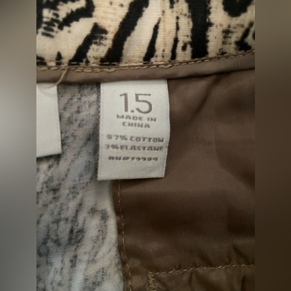 CHICO'S So Slimming Animal Instinct - Picture 5 of 7